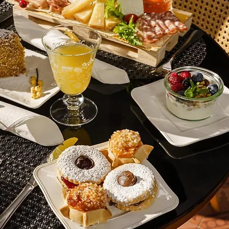 Birkin Porto 1870 Κάλιαρι